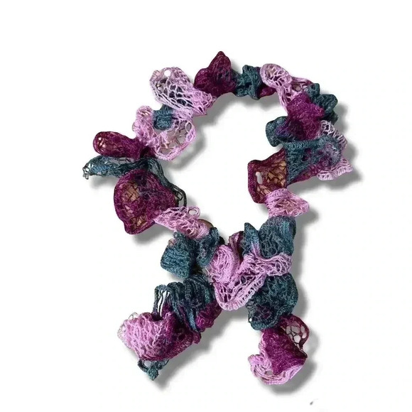 Handmade Girls Multicolor Swirly Ruffle Crocheted Scarf Winter Wrap - Picture 1 of 3